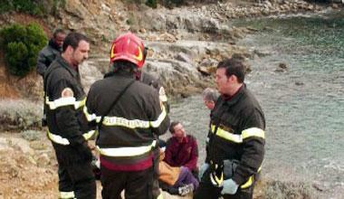 Escursionisti  pistoiesi bloccati su una scogliera a Piombino: salvi