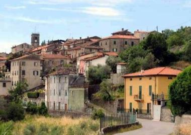 Liquami sospetti dall'impianto denunciata azienda di Moncigoli