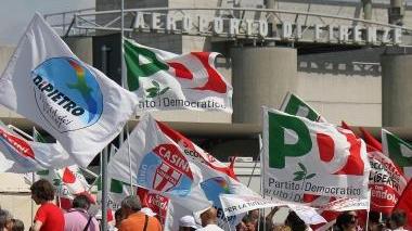 La manifestazione di protesta davanti a Peretola