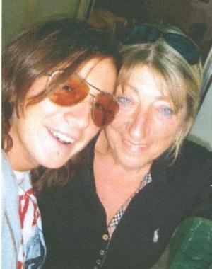  Tiziana. Come avere settanta anni e non dimostrarli!!! Tanti auguri a mamma Tiziana di Empoli ...