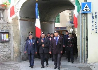 La sfilata dei carabinieri in congedo 