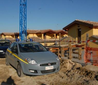 Corruzione per le 16 villette Pesucci rinviato a giudizio «Terreno gratis dalla coop»