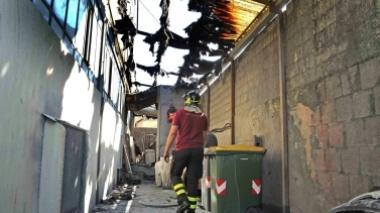 Operaio intossicato nell'incendio in una palazzina