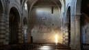 <b>LA LUCE </b>All’alba entra nel duomo dalla monofora absidale