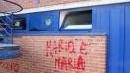 Scritte sui muri esterni della scuola