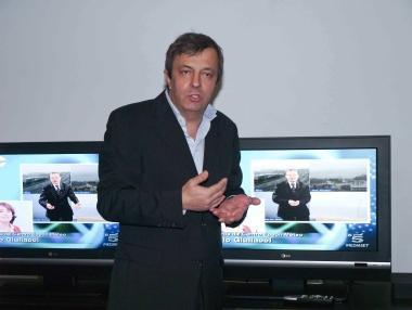 Giorgio Mendella; al centro il gip Silvestri con le assistenti
