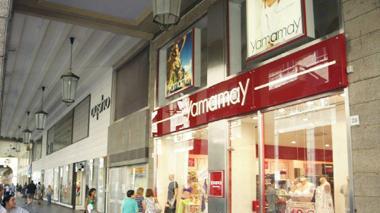 Via Grande tempio dei grandi marchi: inaugurato Yamamay