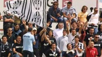 I tifosi della Massese