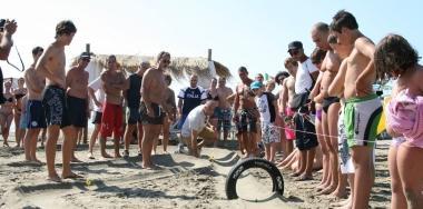 Estate, sole e tanta voglia di biglie