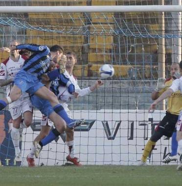 <b>AC PISA</b> Viviani-gol col Livorno e a ds. Forte 