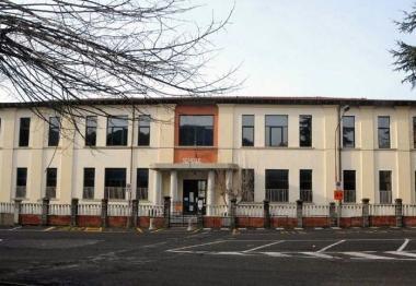 Le scuole elementari Micheloni di Aulla sono ancora in attesa di ristrutturazione antisismica  