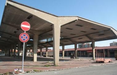 In ballo ci sono 60 alloggi vantaggiosi nellarea del mercato ortofrutticolo 