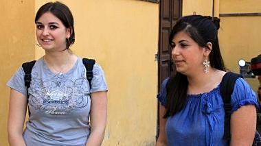 Anita Baldeschi e Francesca Simonelli; a destra Maddalena Mochi