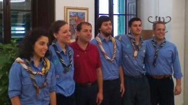 I ragazzi del clan “Il Faro” con il vicesindaco Sonetti