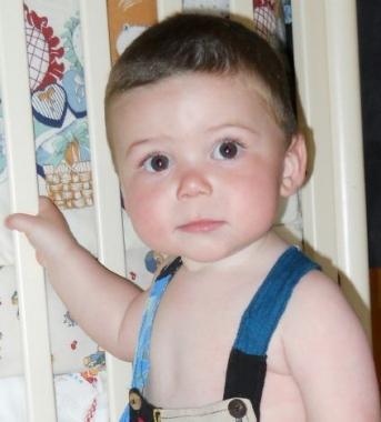 EVVIVA AARON