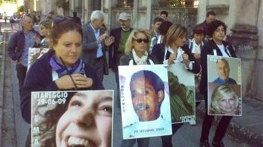 Una manifestazione per la strage
