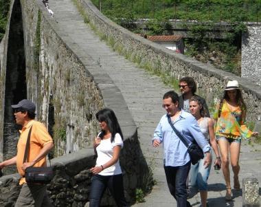 Sul Ponte del Diavolo e a Novelletori altre scene del film di Pieraccioni