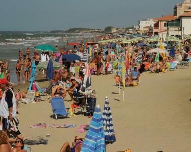 <b>SPIAGGIA. </b>Calano le presenze anche al mare       