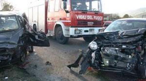 Frontale tra Castiglione della Pescaia e Punta Ala, un morto