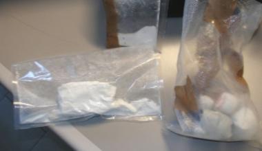 Trovati con 90 grammi di cocaina: due arresti per spaccio