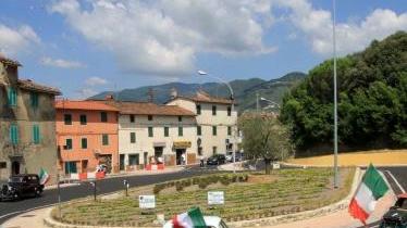 Rotonda sulla via Lucchese