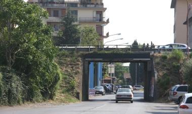 Il cavalcavia del Soccorso attende da anni una soluzione per ridurre traffico e inquinamento 
