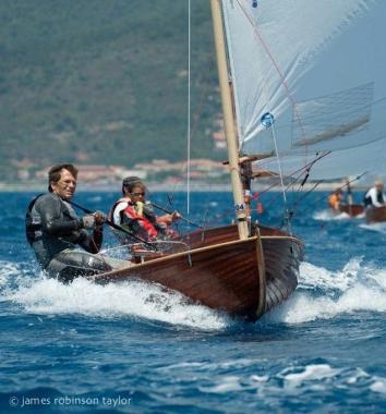 <b>DINGHY</b> Battaglia durante una regata (Taylor) 