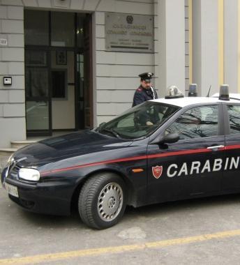 Una pattuglia di carabinieri 