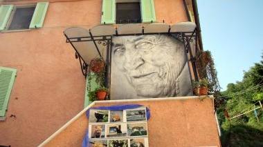 <b>UN PAESE IN MOSTRA.</b> Foto sulle case di Riomagno