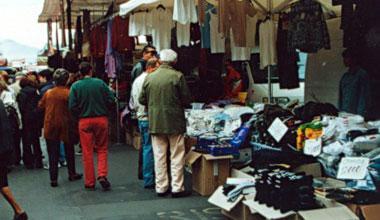 Tre giorni da outlet al mercato