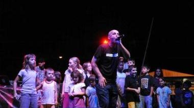Il concerto d’esordio, sabato sera: sul palco della Cecinella il gruppo degli Assalti frontali