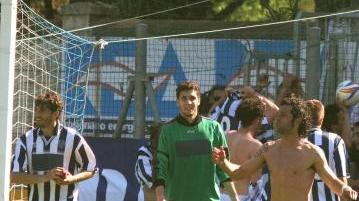 Biancoblù in festa: forse la paura di non giocare in serie D è passata