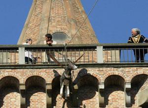 «Empoli ha ritrovato il folklore» il successo del "Volo del ciuco"