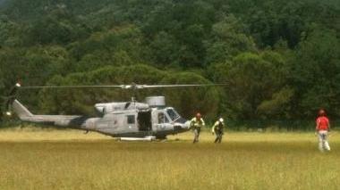 Elicottero della Marina Militare a Bagnone