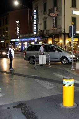 Vigili a un varco della Ztl e due lucciole nella zona sud 
