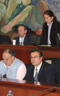 <strong>Il bilancio.</strong> L’assessore Pardini (in piedi) interviene in consiglio