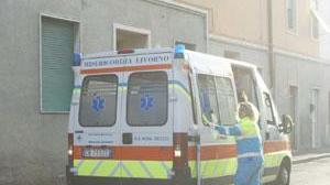 Braccio incastrato nel cancello automatico, liberata dalla Misericordia