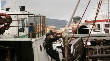 Cade dal peschereccio e muore tragedia a Monte Argentario