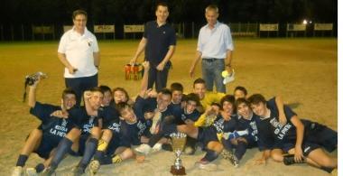 La squadra vincitrice della Piet&agrave; 2004 