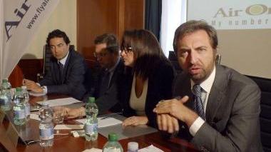 In primo piano il direttore marketing di Alitalia, Andrea Stolfa