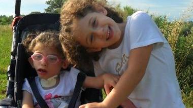 Gemma e Luce. Compiono 5 anni le nipotine Gemma e Luce di Santa Maria a Monte. Tantissimi ...