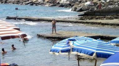 Il punto davanti ai bagni Trieste dove è successo l’episodio