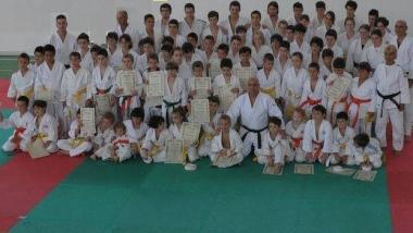 <b>SPORTING CLUB.</b> Foto di gruppo per gli allievi di Albinia 