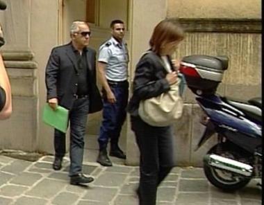 Larchitetto Giovanni Valentini all uscita dal tribunale dopo essere stato interrogato dal gip Silvestri (Vip)          