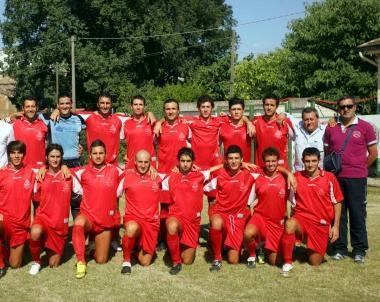 Il gruppo del Limite che ha dominato il campionato di Seconda categoria 
