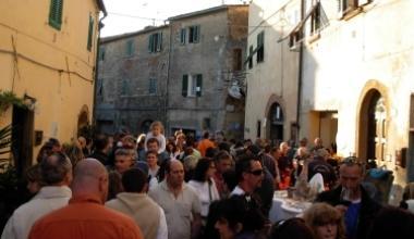 A Montescudaio si parte con la tassa di soggiorno