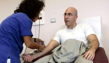 Emergenza sangue, l'Asl invita gli studenti a donarlo