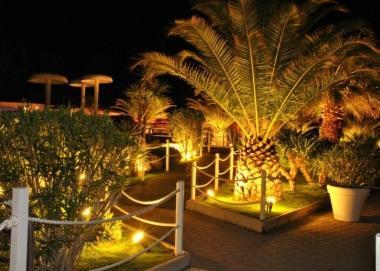 Disco Village: la cena buffet diventa uno spettacolo
