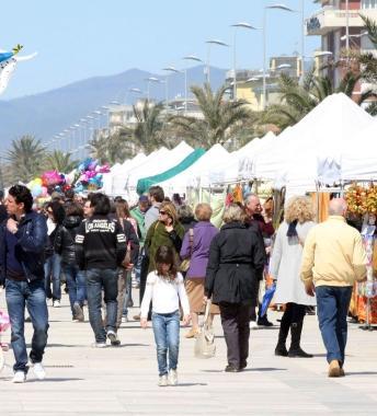 <b>MERCATO.</b> Banchi a Lido 
