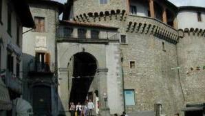 Il centro di Castelnuovo con la Rocca Ariostesca